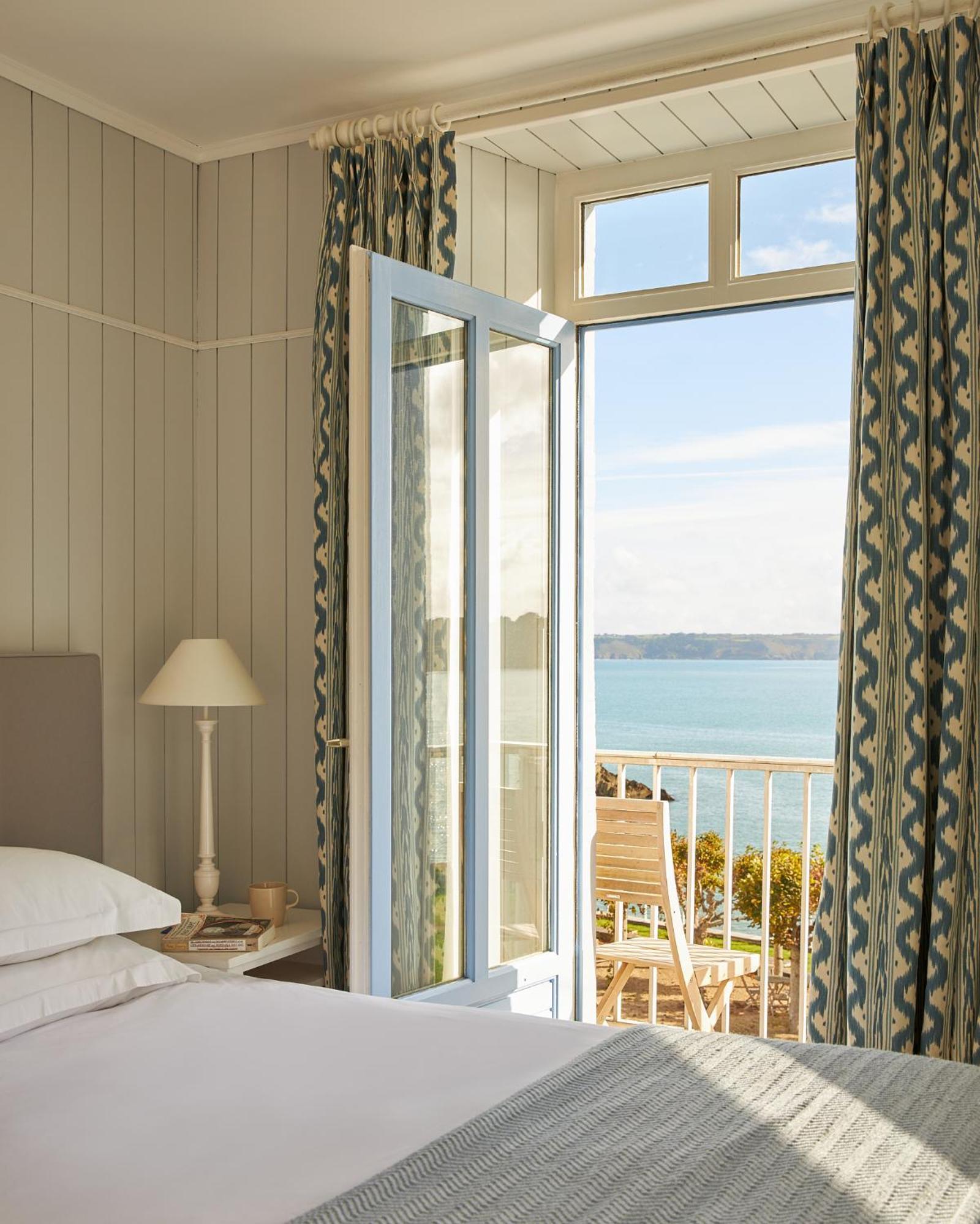 Le Grand Hotel Des Bains & Spa - Bretagne Locquirec Exterior photo